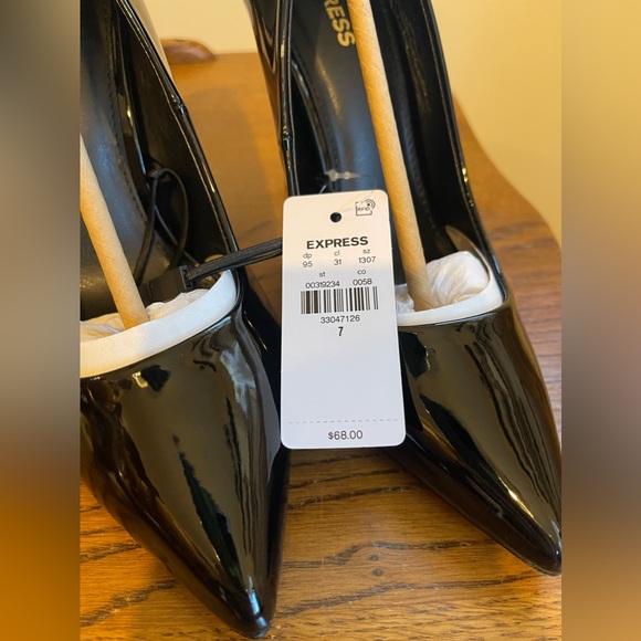 Express Heels - Picture 8 of 8